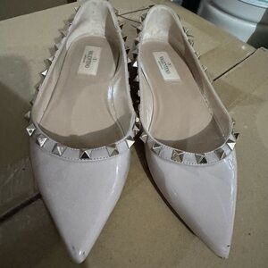 Valentino Garavani PATENT ROCKSTUD BALLET FLAT